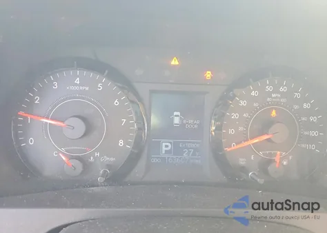 2015 Toyota Sienna Le z USA, uszkodzony, nr VIN 5TDKK3DC9FS626631